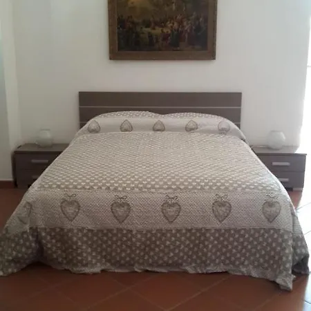La Del Conte